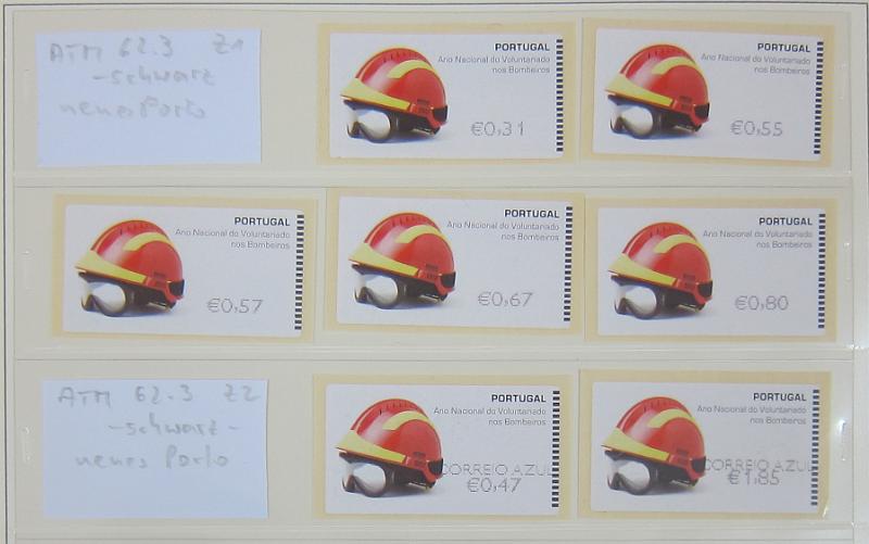 0265 (267).jpg -     Lote:    265      Colecção Especializada - Etiquetas      Lotes Especiais       Descrição:      1981/2010 &mdash; Etiquetas.   Coleção composta por 12 álbuns com etiquetas desde percursoras e Framas até 2010, com provas, erros, FDC's, etiquetas novas e usadas, sobrescritos circulados, variedades de impressão e papéis. Importante estudo. Lote a ver.        Lote ETQ       Valor Base:     &euro; 3000,00     Valor Venda:     &euro;      